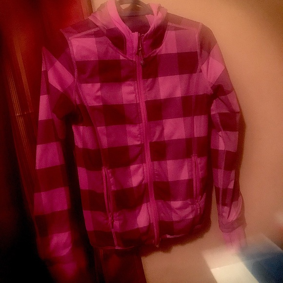 Girls reversible jacket . Purple and pink in colour size 12 youth nwot - Picture 1 of 2